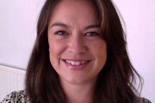 picture of couples counsellor Jasmine smiling and friendly-looking introducing her welcoming style